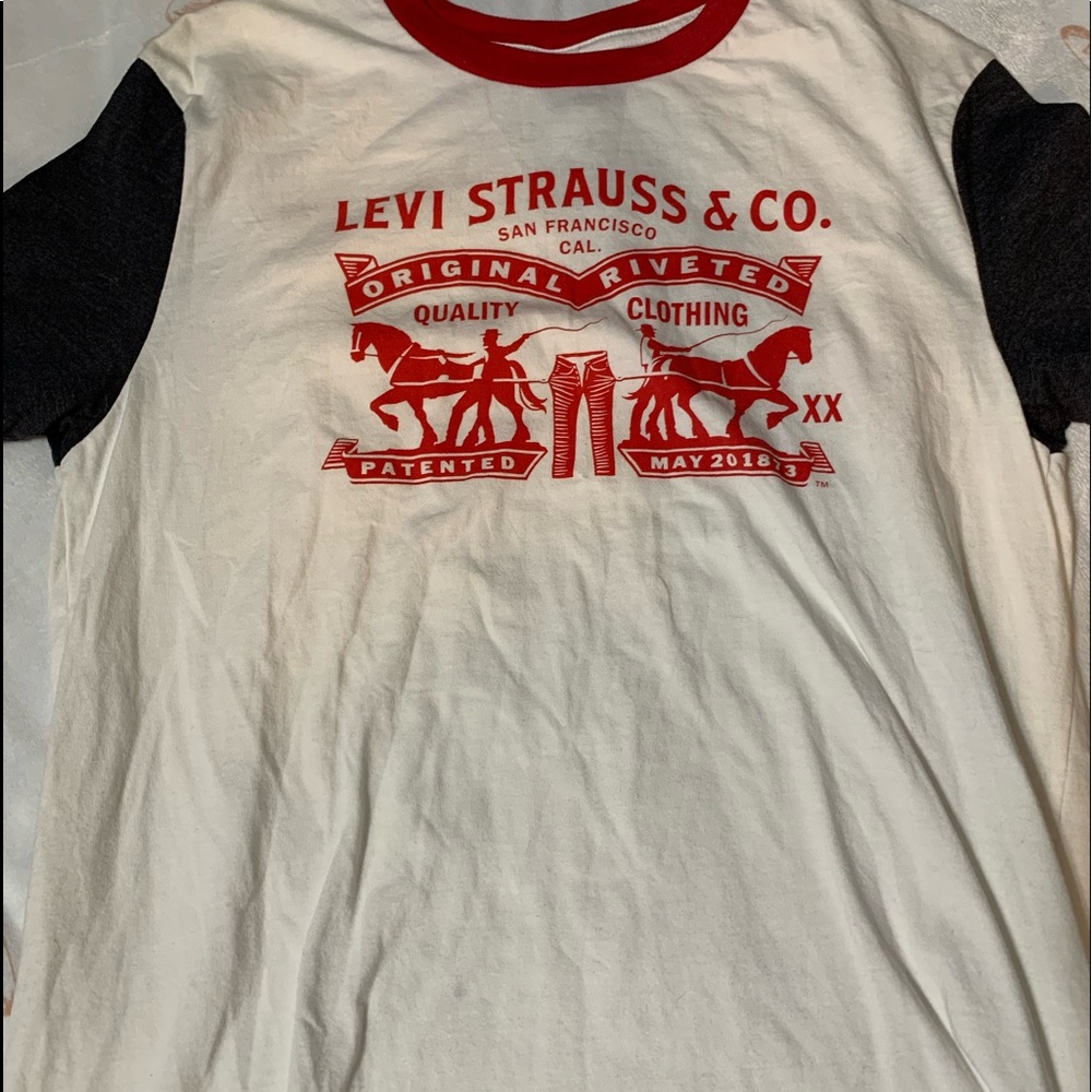 Levi’s TShirt